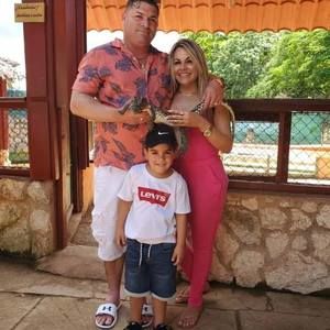 Meet your Posher, Alain